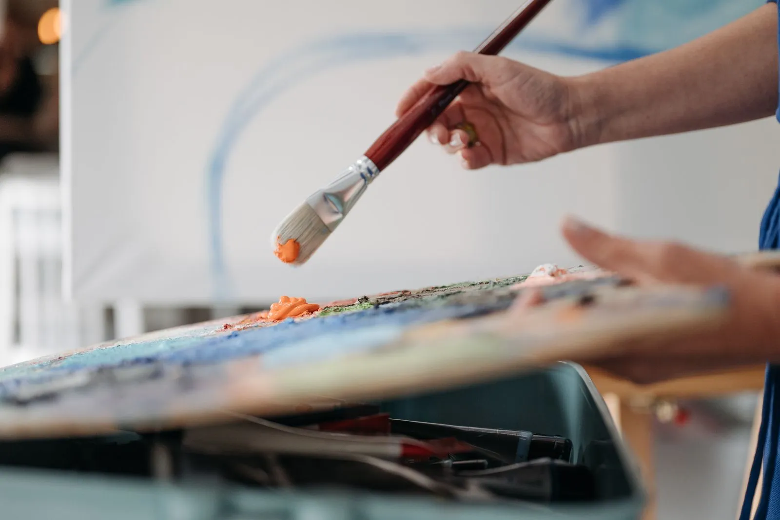 What to Expect at Your First Paint-and-Sip Class